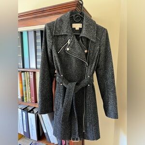 Michael Kors women’s size Small wool gray winter jacket in excellent condition.
